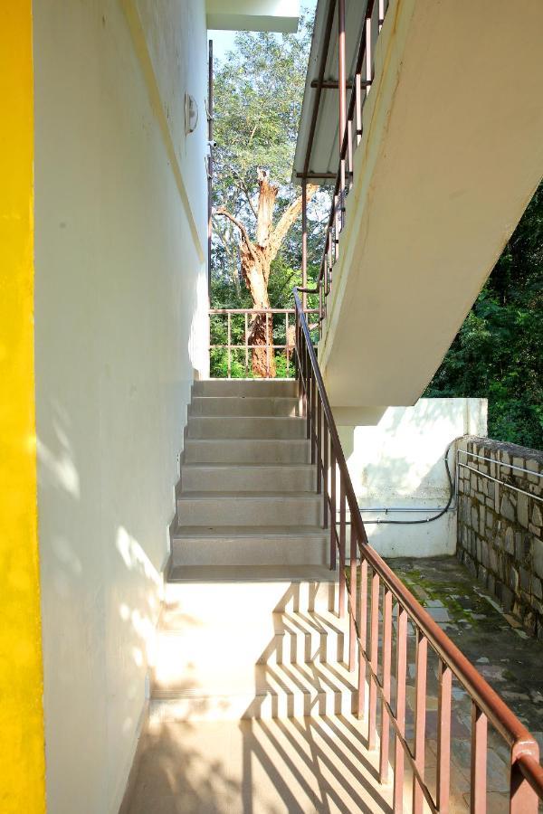 Отель Rani Residency Пондичерри Экстерьер фото